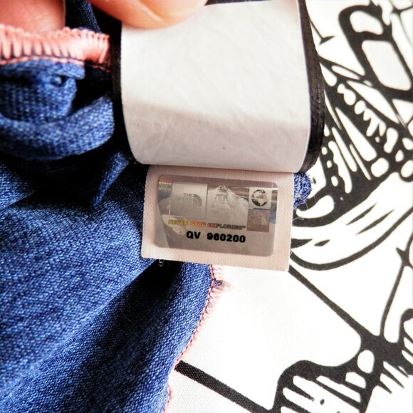 ✨North Face || Racerback Mountain Athletics Fitness Tank - Picture 9 of 10